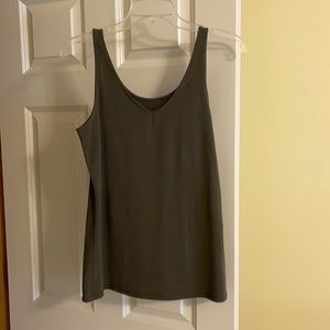 Dk olive green J Jill tank. Reversible/Never worn